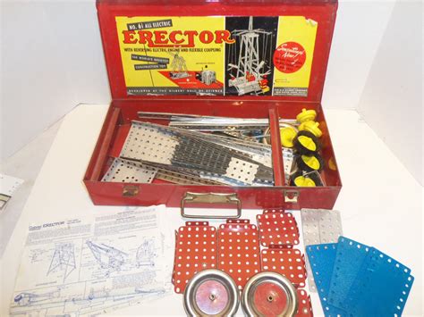 VINTAGE red metal ERECTOR set BOX [only] 